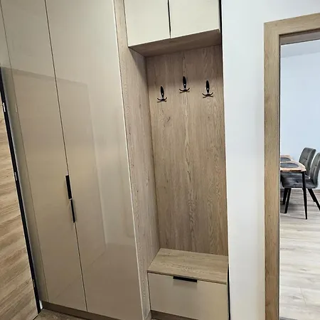 Luxury 2 Flat Free Parking, Pool And Wifi Várna