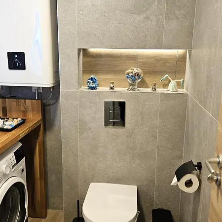 Luxury 2 Flat Free Parking, Pool And Wifi Apartman