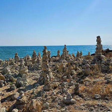 Apartman Luxury 2 Flat Free Parking, Pool And Wifi