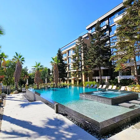 Апартаменти Luxury 2 Flat Free Parking, Pool And Wifi *